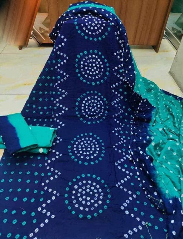 চুনরি বাটিক থ্রি পিছ